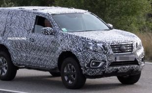 MOBIL NISSAN: Navara Punya Versi SUV, Siap Tantang Pajero Sport