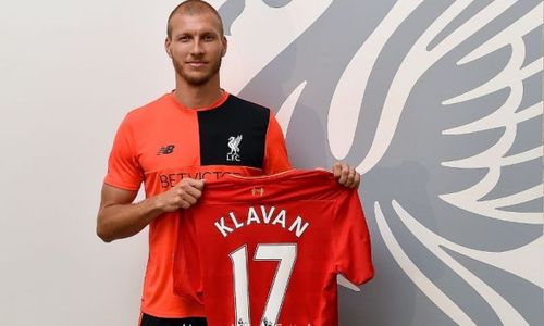 TRANSFER PEMAIN : Liverpool Gaet Ragnar Klavan dari Augsburg