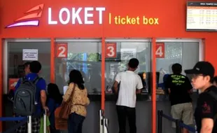 TRANSPORTASI KERETA API : PT KAI Tawarkan Tiket Rp17.000