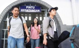 Terbatas! PT KAI Jual Tiket Rp17.000 untuk Kereta Jauh & Menengah