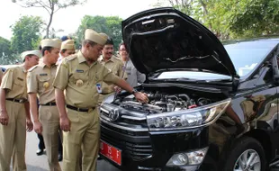 PEMKAB KARANGANYAR : Gelar Apel Kendaraan, Bupati: Air Radiator Sejumlah Mobil Dinas Kering