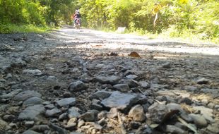 INFRASTRUKTUR BOYOLALI : Kado Pahit Kedung Ombo, Jalan Kemusu Dibiarkan Hancur 29 Tahun!