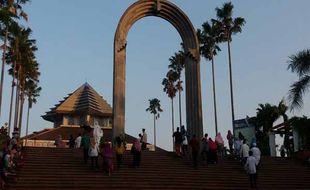 Jelang Ramadan, Unilever Bersih-bersih 1001 Masjid