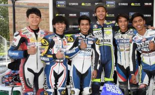 Dua Pebalap Indonesia Berlatih di Akademi Balap Valentino Rossi