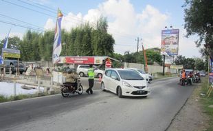 TOL SOLO-KERTOSONO : Tuntut Kompensasi Dibayar sebelum Lebaran, Warga Sawahan Ancam Blokade Pintu Tol Klodran