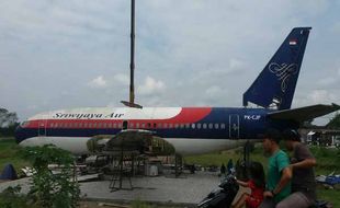 PENDIDIKAN SLEMAN : Eks Sriwijaya Air Parkir di Selokan Mataram, Ada Apa?