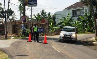 INFRASTRUKTUR GUNUNGKIDUL : Hari Ini, Terminal Semin Mulai Diujicoba