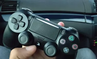 GAME KONSOL : Bocoran Kontroler Playstation 4 Slim Terungkap