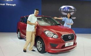 GIIAS 2016 : Foto: Tampilan Datsun Go dan Go+  Ruby Red dengan Fitur Baru