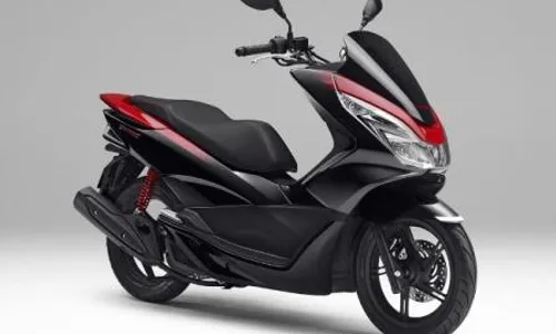 SEPEDA MOTOR HONDA : Awali Agustus, Honda Rilis PCX Edisi Spesial