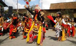 HUT RI : Lereng Merapi Kenang Pahlawan Desa dalam Suka Cita