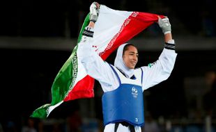 OLIMPIADE 2016 : Taekwondoin Berjilbab Bikin Harum Iran