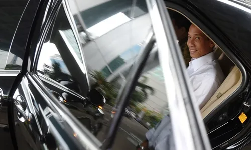 PASPOR MENTERI ESDM : Arcandra Tahar Bisa Terancam Tak Punya Kewarganegaraan