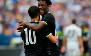 KABAR PEMAIN : Batshuayi Langsung Dijuluki New Drogba