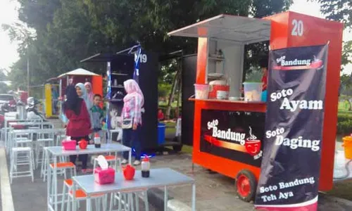 ALUN-ALUN WATES : Ada Kabar Jual-Beli Lapak, Pedagang Membantah