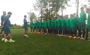 Seleksi Timnas U-19, Eduard Tjong Pulangkan 11 Pemain