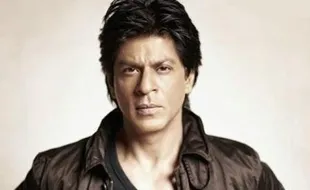 BOLLYWOOD : Kocak! Rayakan Diwali, Artis India Tirukan Gaya Shah Rukh Khan