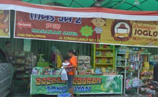 TOKO MODERN SUKOHARJO : Pemilik Toko Banting Setir Buka Bisnis Wedangan