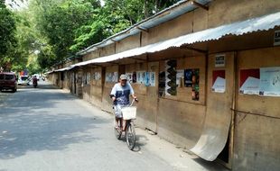 Bekas Pasar Darurat Bangunharjo Solo Jadi Tempat Mesum