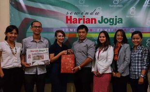 PAMERAN SENI JOGJA : The Westlake Resort Pamerkan Lukisan di Motor Antik