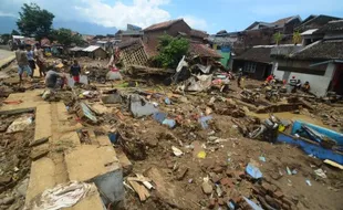 BANJIR GARUT : Inilah Identitas 27 Korban Tewas dan 22 Hilang