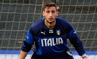 Debut di Usia 17 Tahun, Donnarumma Kiper Termuda Italia