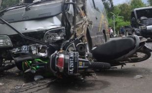 KECELAKAAN KLATEN : Ambulans Lazismu Terlibat Kecelakaan saat Hendak Jemput Pasien