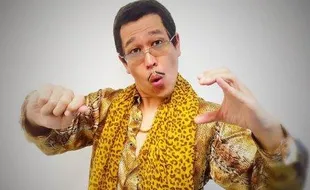 TRENDING SOSMED : Sosok Asli Pico Taro, Pria di Balik Hebohnya Video PPAP