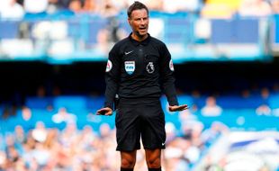 Clattenburg Wasiti Derby Manchester, Fans City Berang