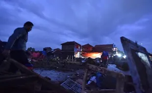 BANJIR GARUT : Candaan Berakhir Duka