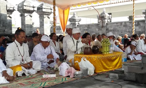 HARI RAYA GALUNGAN : Memaknai Galungan dengan Membuang 6 Musuh Kehidupan