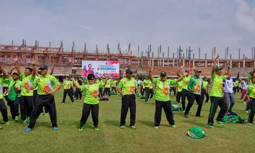 HAORNAS 2016 : Senam Angguk Ramaikan Hari Olah Raga Nasional 2016