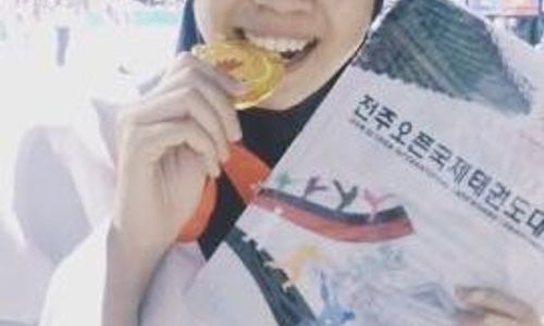 PON XIX : Shaleha, Taekwondoin Debutan yang Tak Minder Menantang Bintang