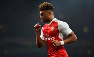 KARIER PEMAIN : Chamberlain Diisukan Hengkang, Wenger: Saya Harap Dia Bertahan