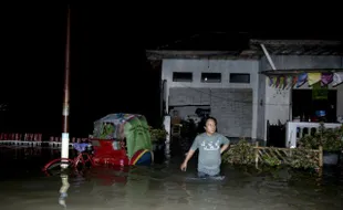 BANJIR SOLO : Kali Gajah Putih Meluap, Banyuanyar Terendam