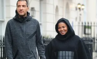 Janet Jackson Lahirkan Anak Pertama di Usia 50 Tahun