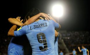 KUALIFIKASI PIALA DUNIA 2018 : Puncaki Klasemen, Uruguay Ditempel Brasil