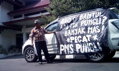 KISAH INSPIRATIF : Pensiunan PNS Bantul Ini Tak Gentar Suarakan Pemberantasan Pungli