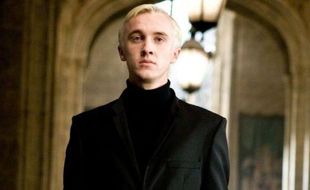 Mirip Draco Malfoy, Pendukung Donald Trump Ini Jadi Viral di Internet