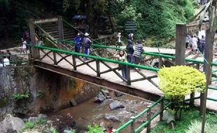 WISATA KARANGANYAR : Misteri Kreteg Pegat di Grojogan Sewu