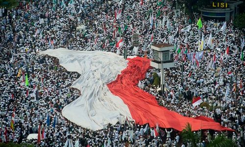 DEMO 2 DESEMBER : Ratusan Anggota FUIS Tetap ke Jakarta