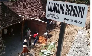 BENCANA GUNUNGKIDUL : Rabu Malam, Talut longsor Timpa Rumah Haryanto