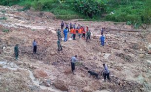 BENCANA KARANGANYAR : 36 Rumah di Karangpandan Terancam Longsor