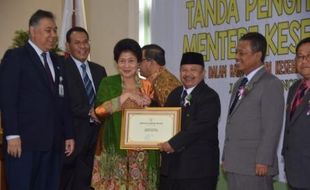 Kelambu Antinyamuk Antarkan Pemkab Madiun Raih Penghargaan Menkes