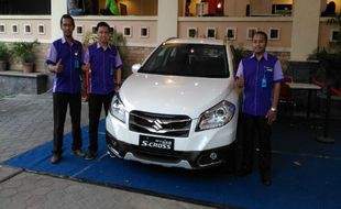 MOBIL TERBARU : Suzuki New SX4 S-Cross Sasar Anak Muda