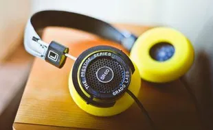 INFO BELANJA : Mau Beli Headphone? Simak Tips Berikut Ini