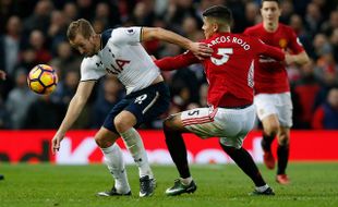 LIGA INGGRIS : Tottenham Kontra MU: Adu Tajam Kane Vs Sanchez