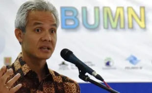 BUMN MENGINSPIRASI : Ganjar Tuding Bantuan Negara bagi Siswa Miskin Masih Buruk