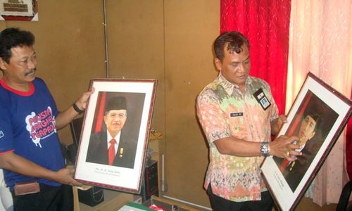 Tak Ada Merah Putihnya, Foto Presiden dan Wapres di Kantor DPU Sragen Dicopot