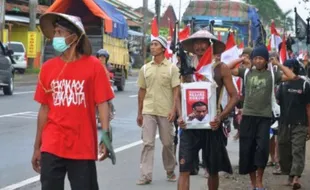 PABRIK SEMEN PATI : Long March dari Pati, Hari Ini JMPPK Datangi Gubernur